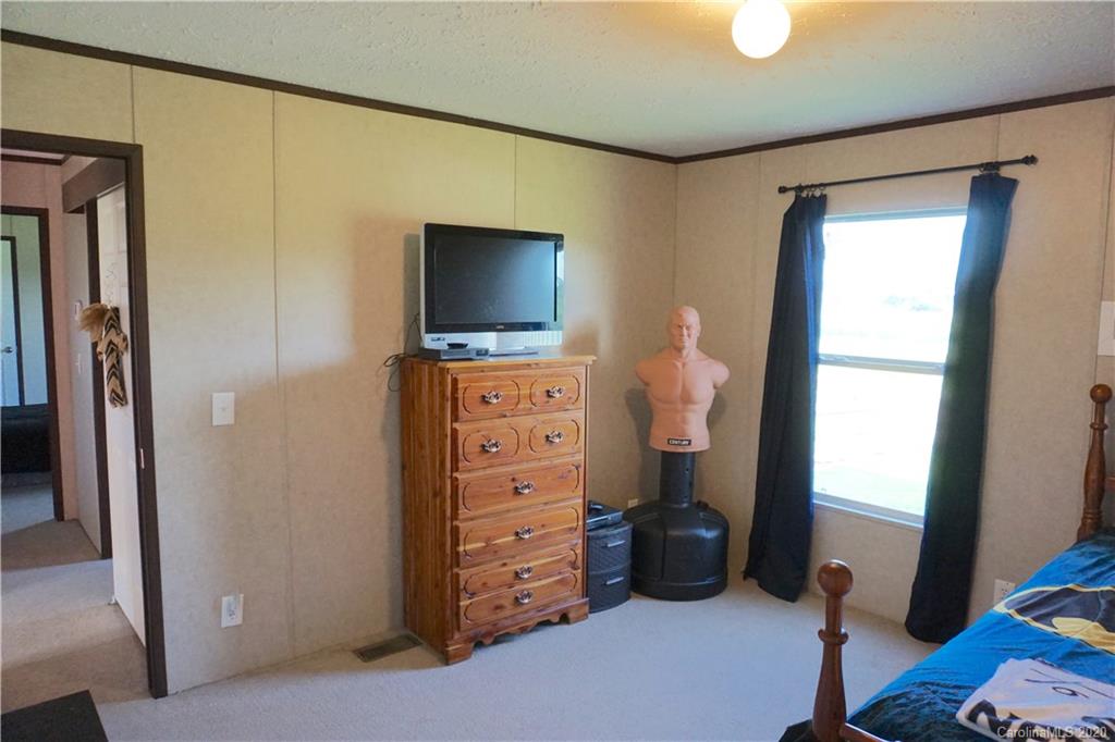 16462 Remington Way Locust, NC 28097 - Photo 7 of 27 Gallery Image 7