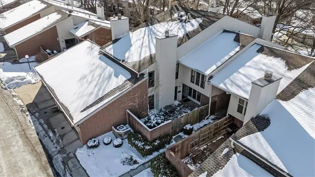 $265,000 | 6242 Rosewood, Mission, KS 66205