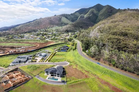 $830,000 | 184 South Laikeha Place, Wailuku, HI 96793