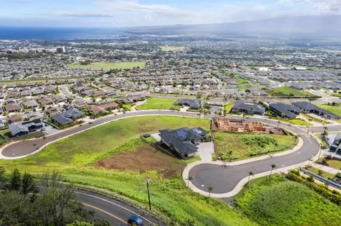 $830,000 | 184 South Laikeha Place, Wailuku, HI 96793