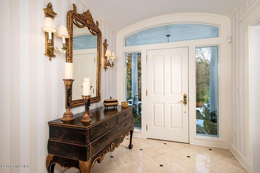 171 North Maple Avenue Greenwich, CT 06830 - Photo 2 of 16 a room with musical instruments