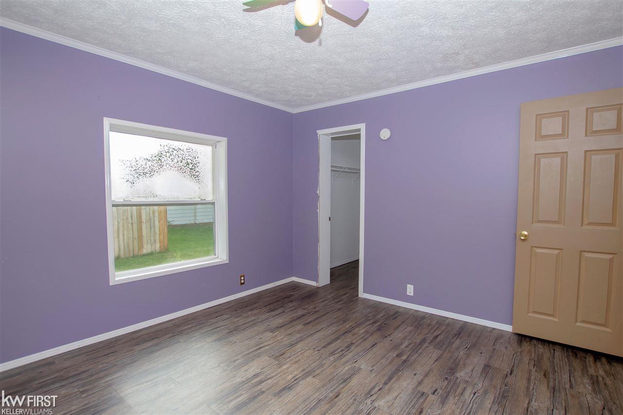 9416 East Richfield Road Davison, MI 48423 - Photo 13 of 25 50048079-12.JPG