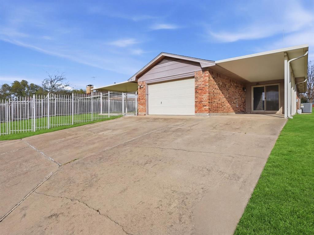 2110 Azalea Street Denton, TX 76205 - Photo 27 of 29
