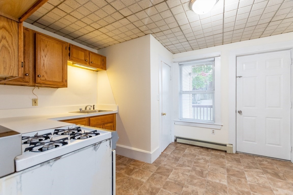 19-1 Spring Street, Unit 1 Stoneham, MA 02180 - Photo 7 of 38