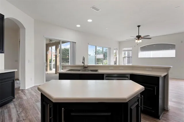 $3,700 | 6121 46th Lane East, Bradenton, FL 34203