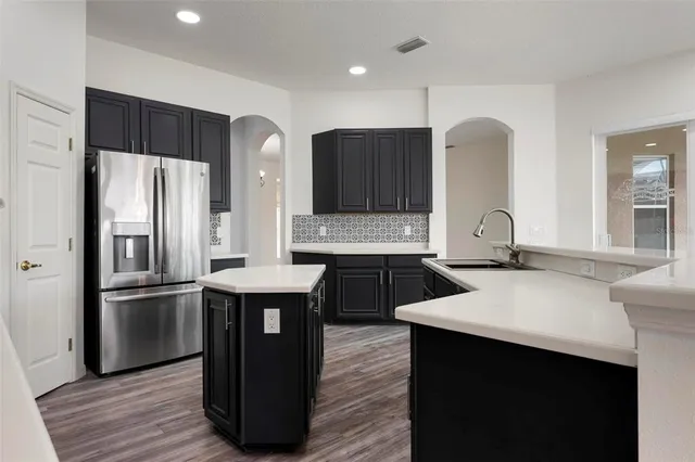 $3,700 | 6121 46th Lane East, Bradenton, FL 34203