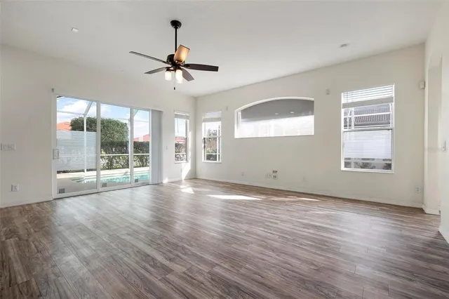 $3,700 | 6121 46th Lane East, Bradenton, FL 34203