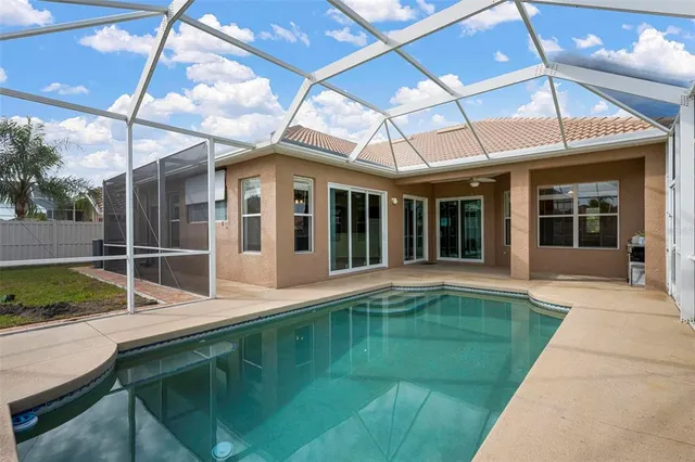 $3,700 | 6121 46th Lane East, Bradenton, FL 34203