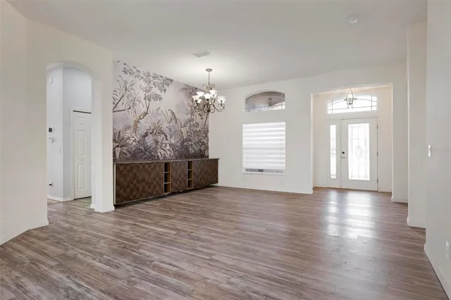 $3,700 | 6121 46th Lane East, Bradenton, FL 34203