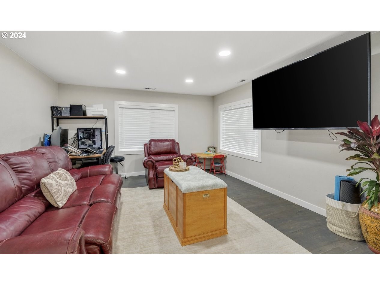30621 South Oswalt Road Colton, OR 97017 - Photo 5 of 32 Gallery Image 5