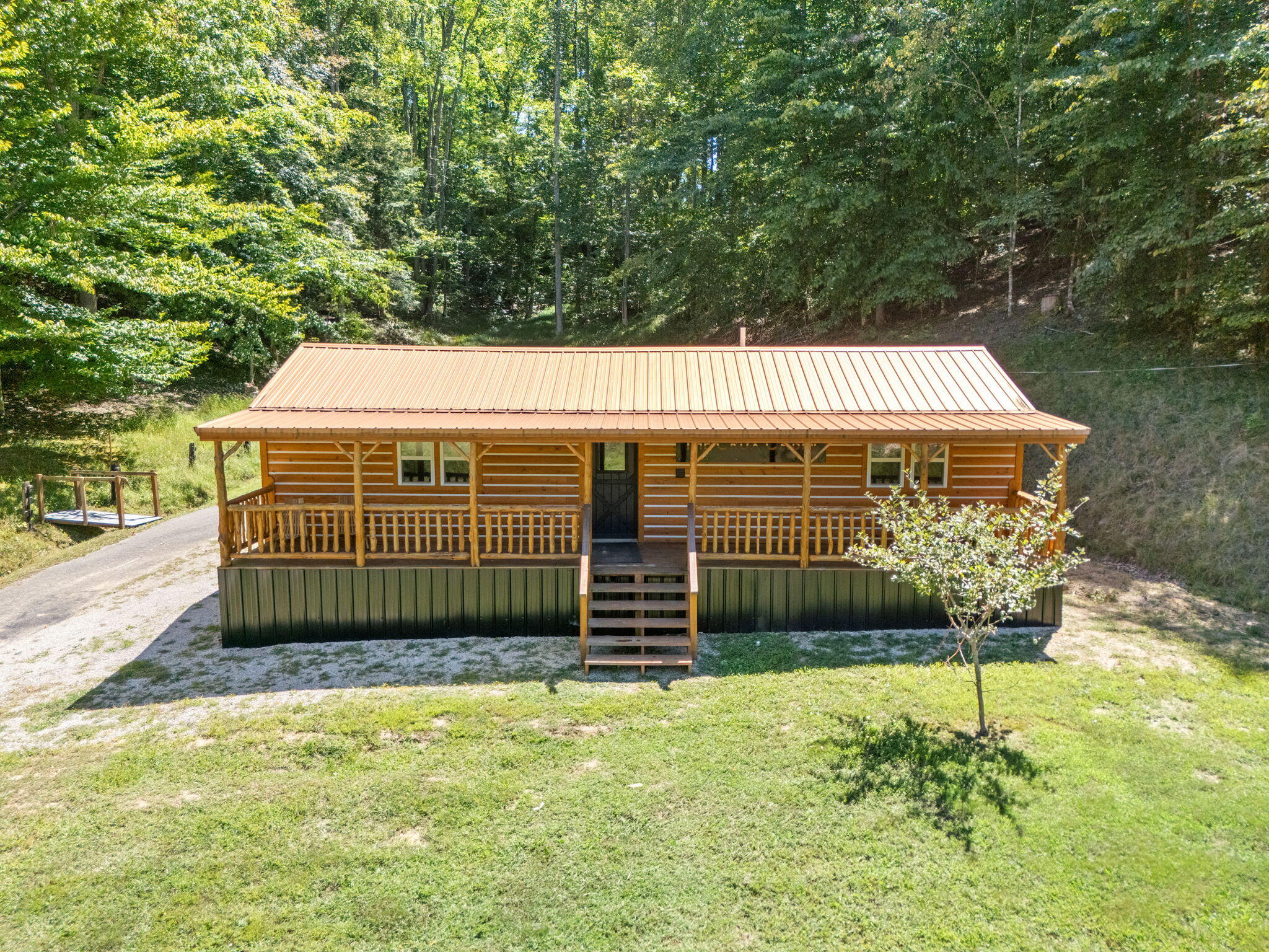 5-web-or-mls-143 Mullins Point Rd.-5