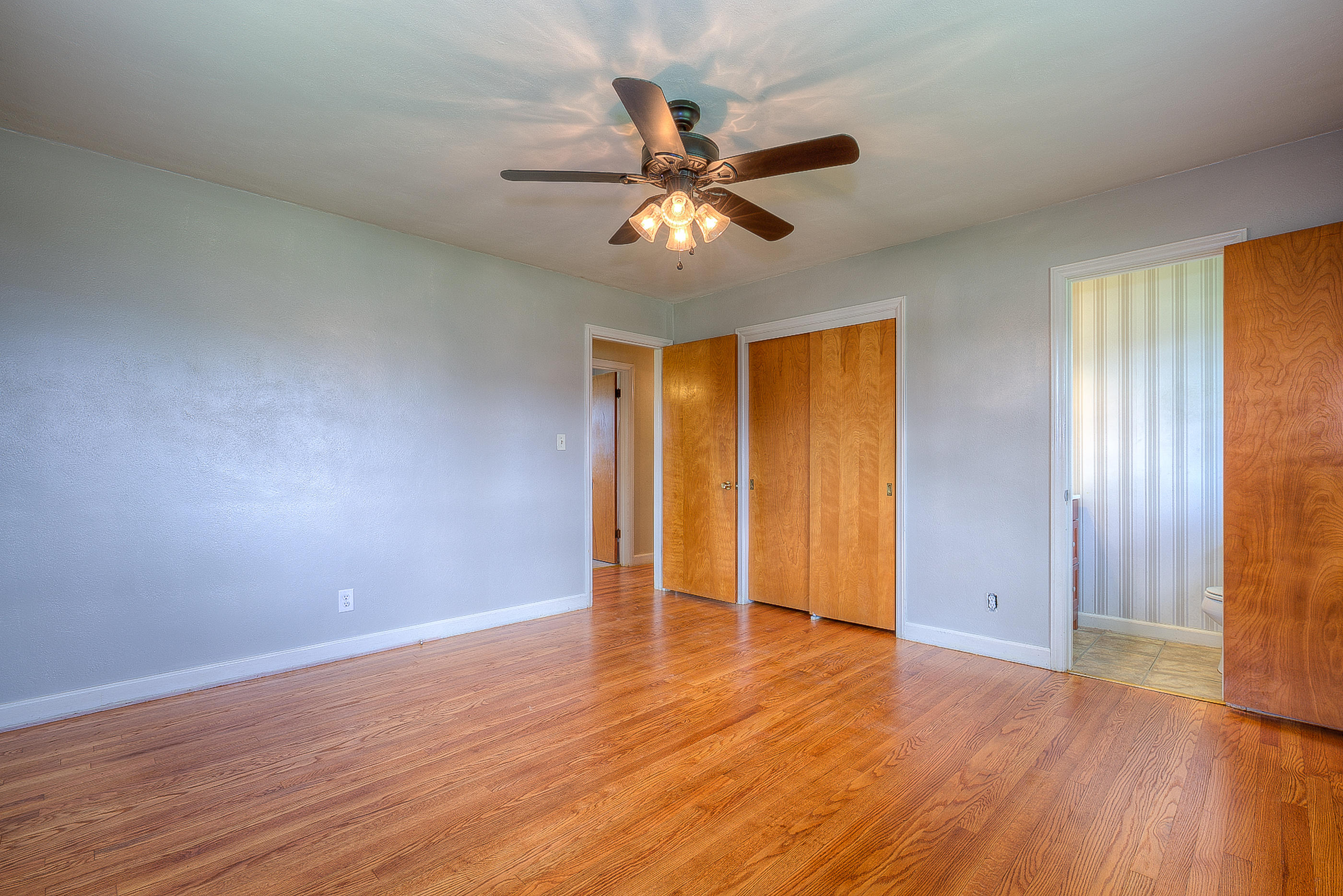 5710 Darby Road Roanoke, VA 24012 - Photo 17 of 24 20180628_0064_5_6