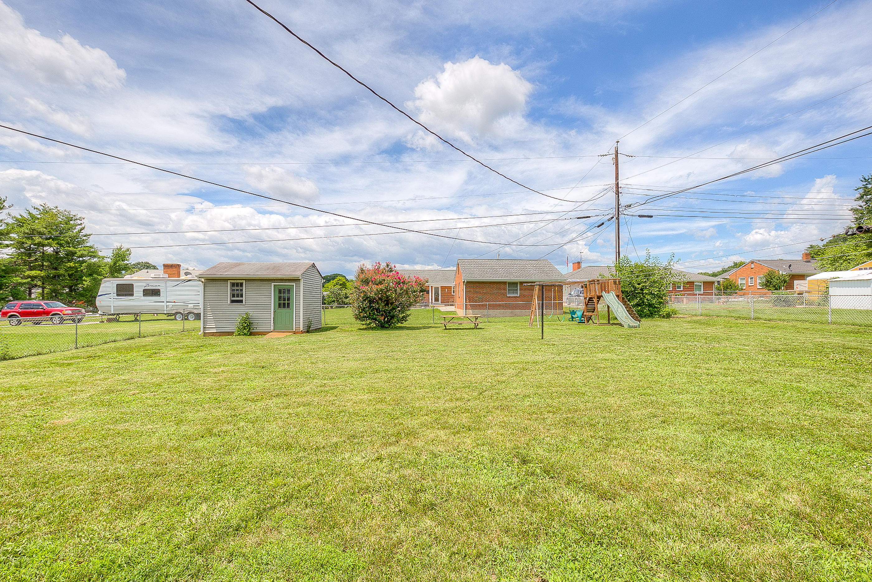 5710 Darby Road Roanoke, VA 24012 - Photo 22 of 24 Backyard