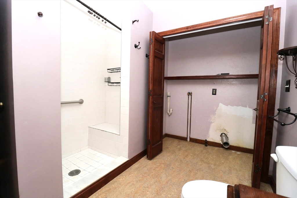 49 Lake View Road Weymouth, MA 02189 - Photo 14 of 26 Gallery Image 14