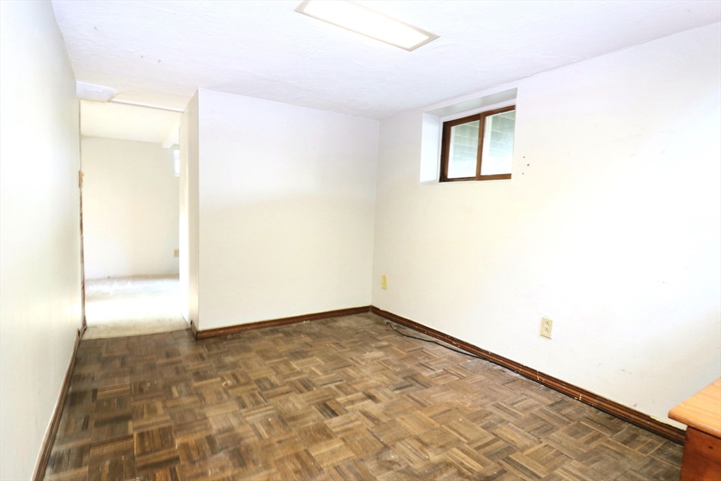 49 Lake View Road Weymouth, MA 02189 - Photo 19 of 26 Gallery Image 19