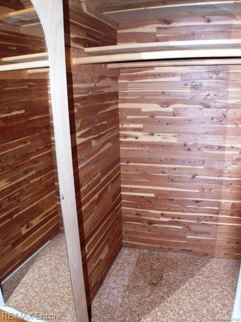 49 South Holcomb Road Clarkston, MI 48346 - Photo 13 of 25 Cedar closet in master