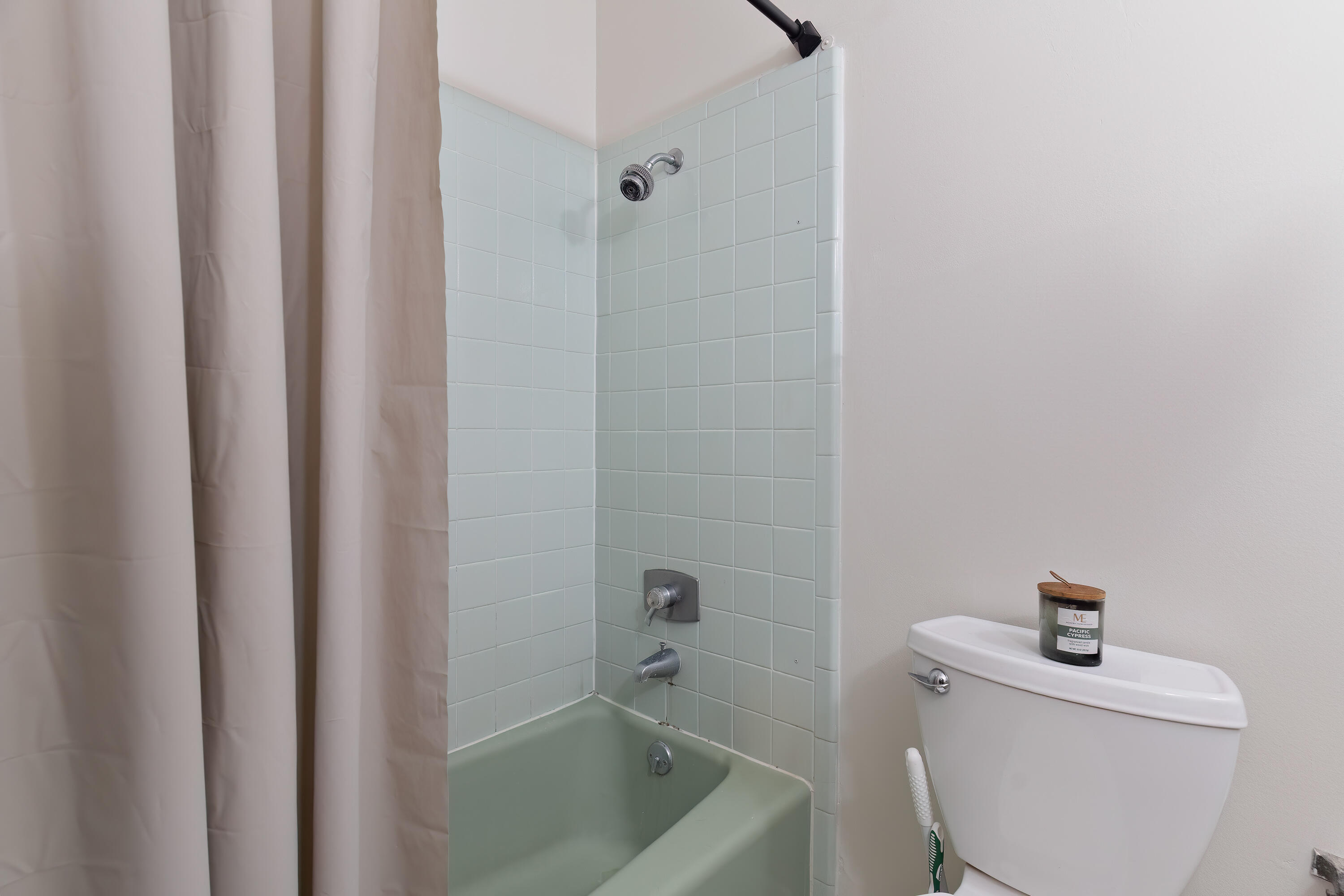 35 James Avenue Shalimar, FL 32579 - Photo 16 of 44 a bathroom with a sink a toilet and shower