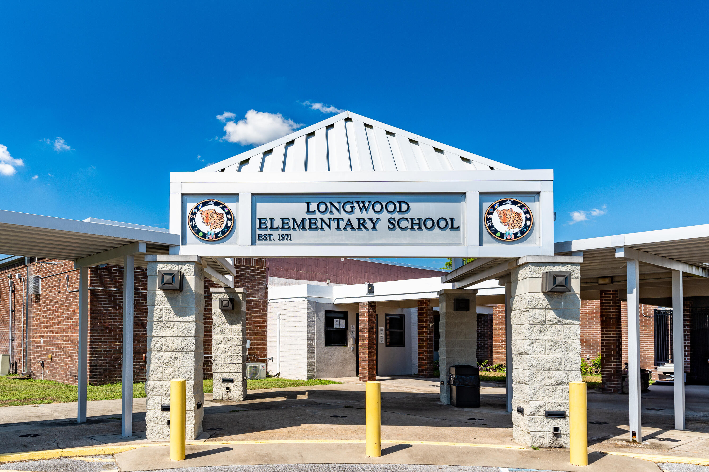 35 James Avenue Shalimar, FL 32579 - Photo 3 of 44 a view of a stores