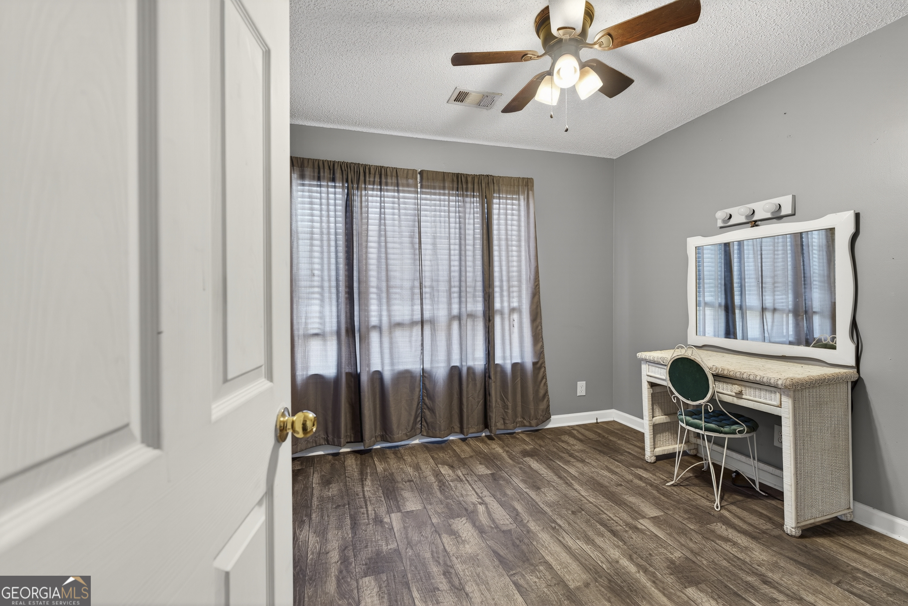 226 Amy Lane Gray, GA 31032 - Photo 21 of 46 a view of a room with furniture and a window