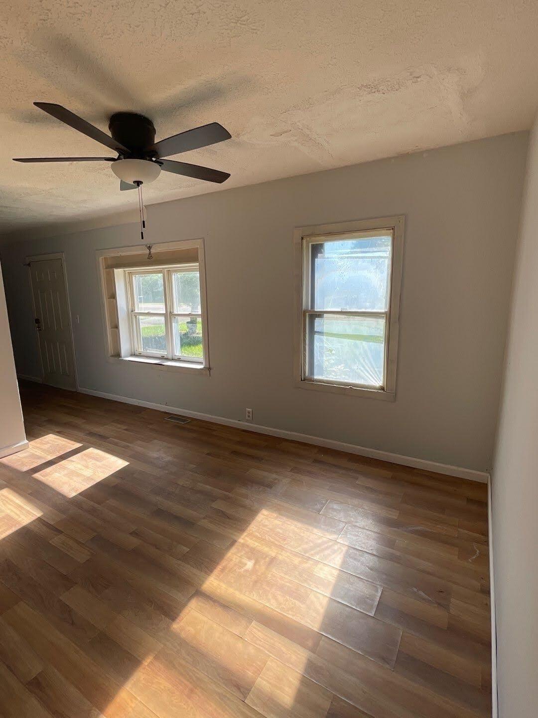 10632 Shaver Road Portage, MI 49024 - Photo 4 of 18 aHR0cHM6Ly9jb21wYW55Y2FtLXBlbmRpbmcuczMu
