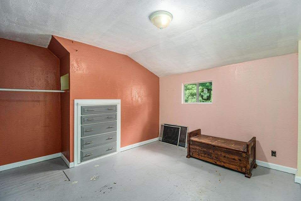 10632 Shaver Road Portage, MI 49024 - Photo 7 of 18 aHR0cHM6Ly9jb21wYW55Y2FtLXBlbmRpbmcuczMu
