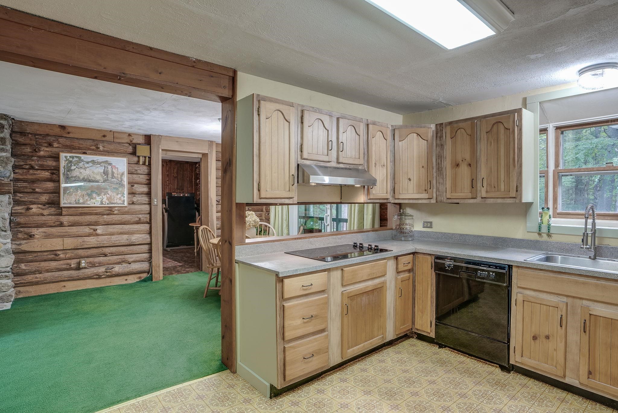 238 Bedford Road New Boston, NH 03070 - Photo 17 of 33