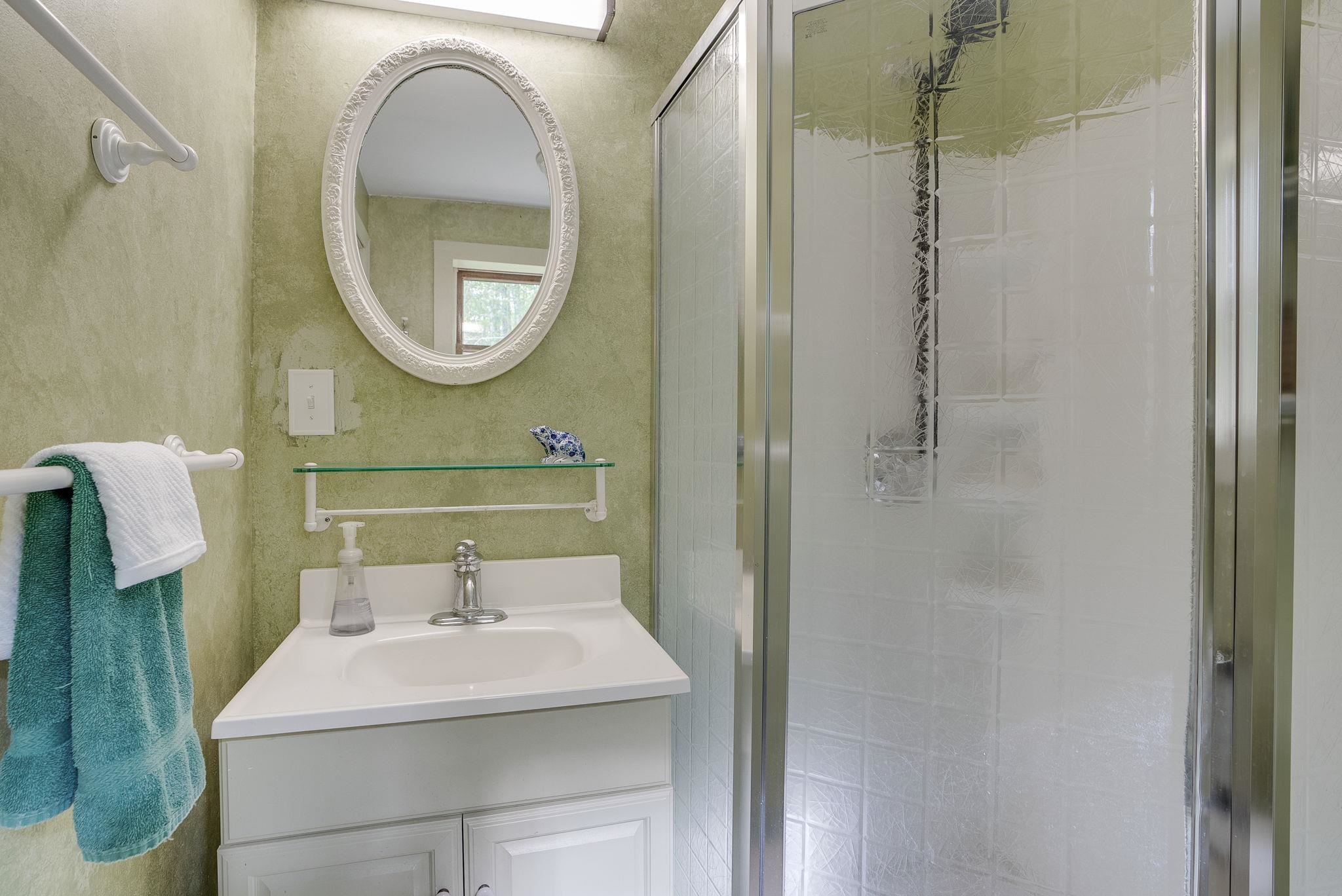 238 Bedford Road New Boston, NH 03070 - Photo 19 of 33