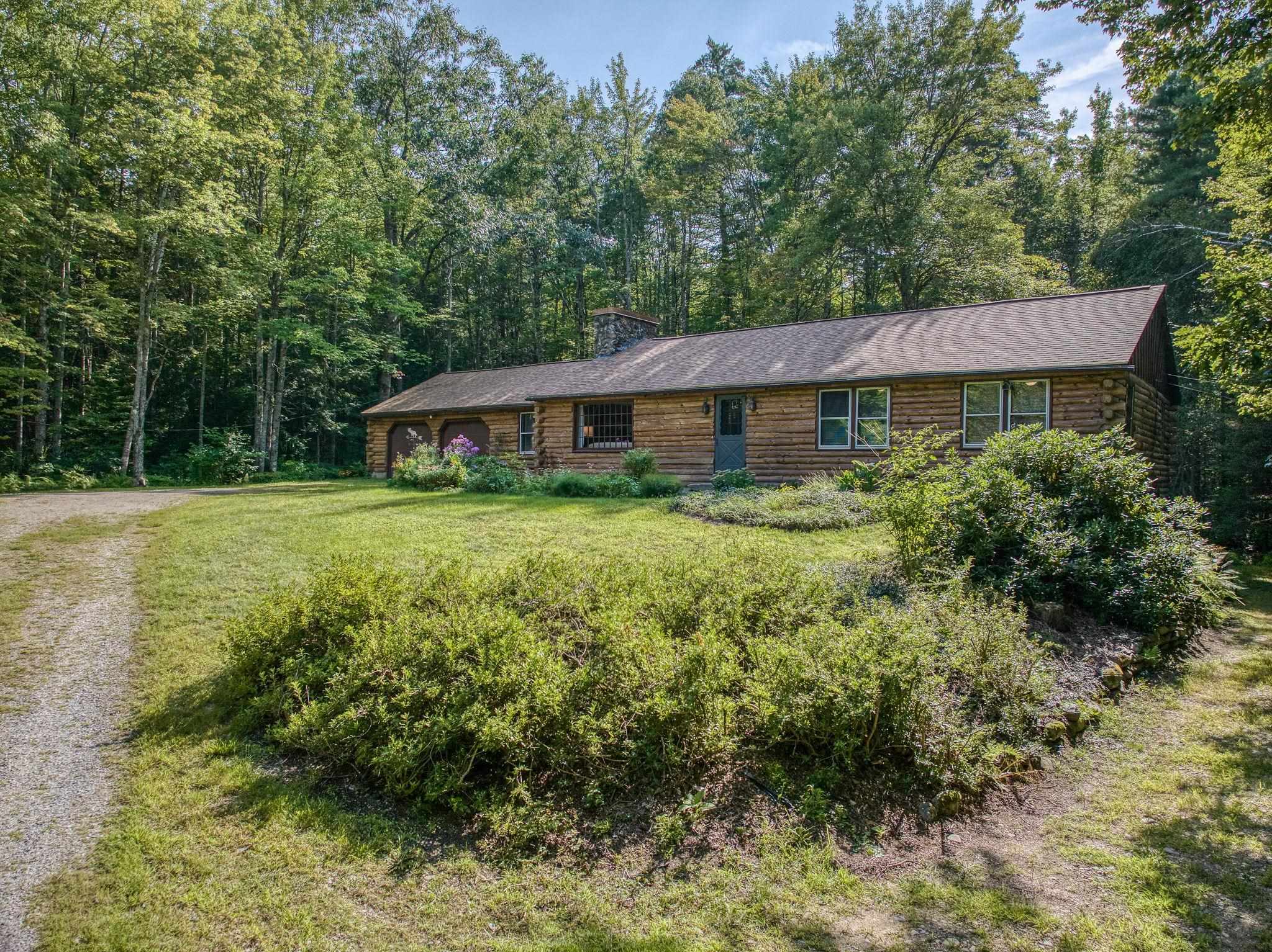 238 Bedford Road New Boston, NH 03070 - Photo 2 of 33