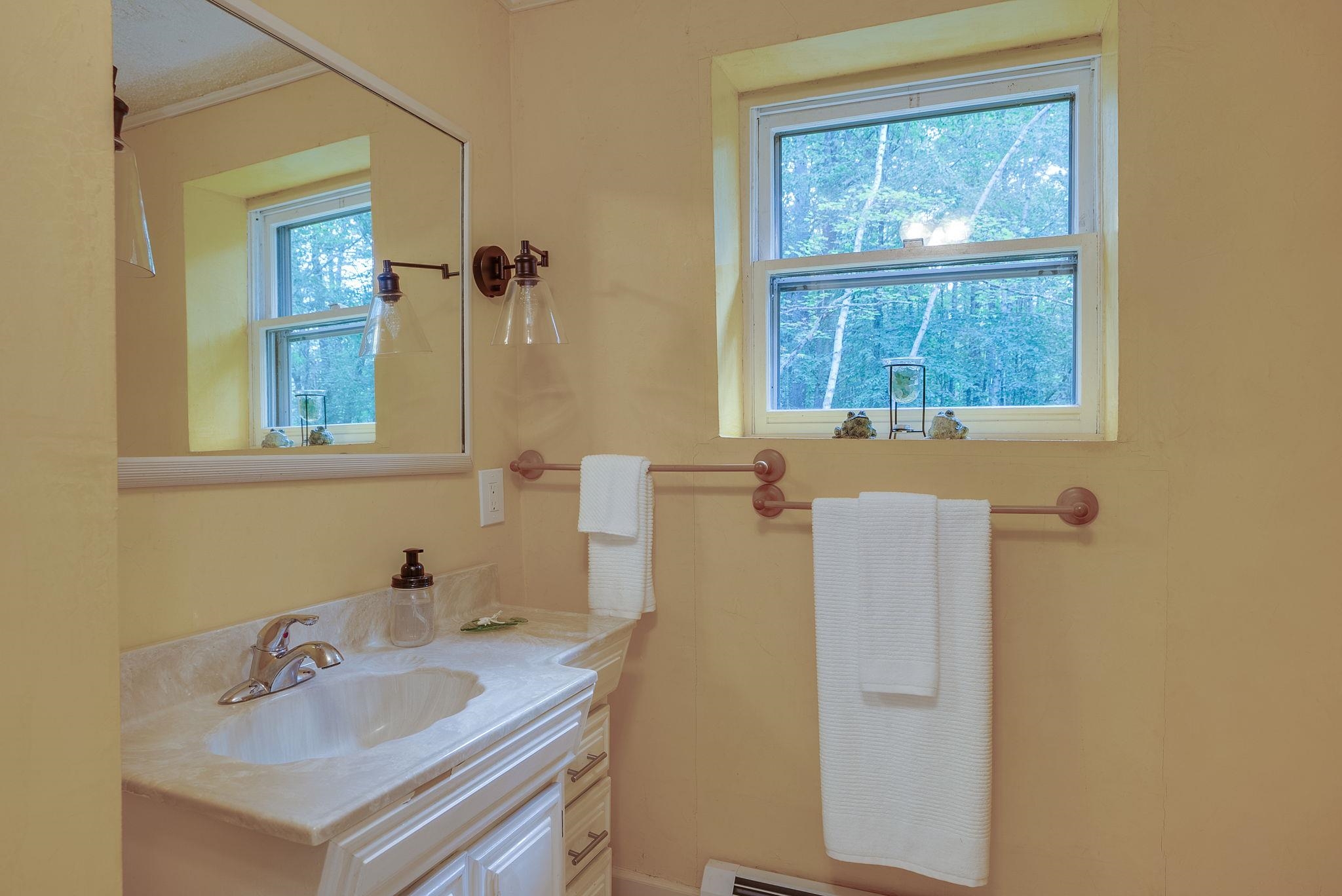 238 Bedford Road New Boston, NH 03070 - Photo 21 of 33