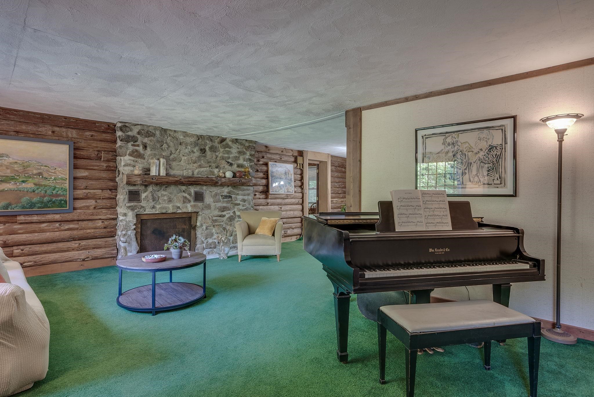 238 Bedford Road New Boston, NH 03070 - Photo 28 of 33