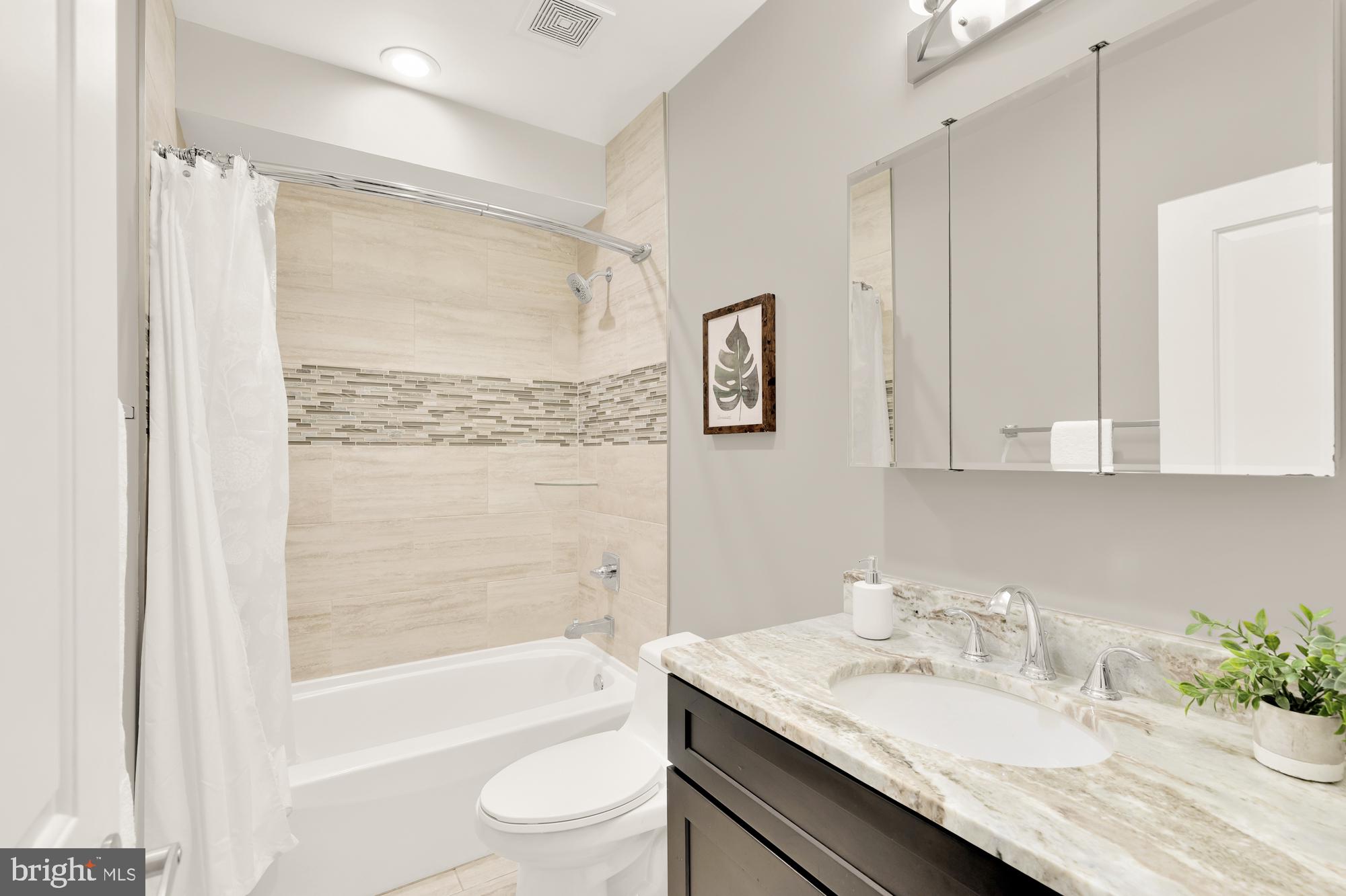 904 10th Street Northeast Washington, DC 20002 - Photo 29 of 43