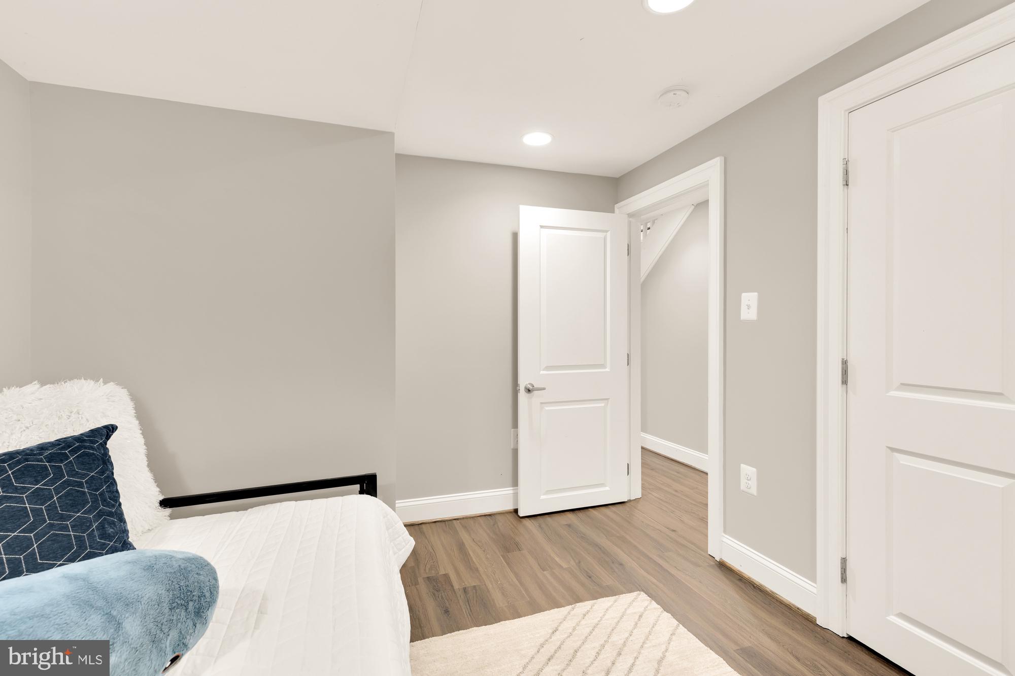 904 10th Street Northeast Washington, DC 20002 - Photo 40 of 43