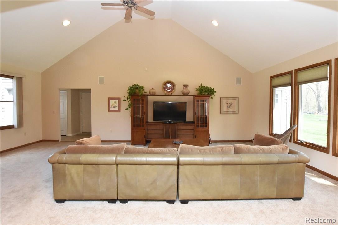 48520 West 9 Mile Road Novi, MI 48374 - Photo 5 of 35 Nine Mile Road_05.JPG
