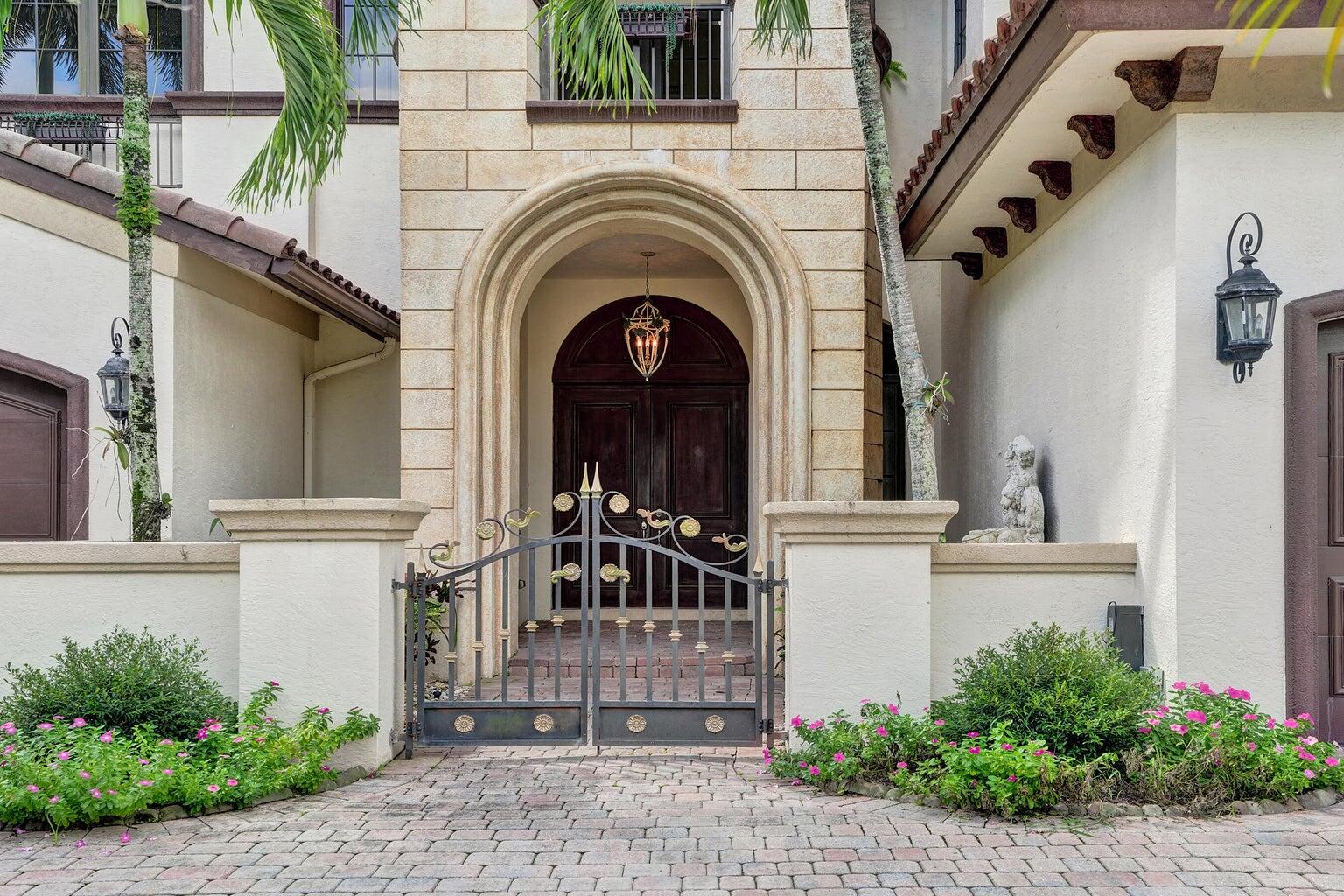 17682 Middlebrook Way Boca Raton, FL 33496 - Photo 3 of 82 20250930013809539164000000-o