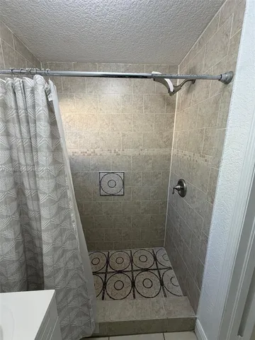 $525,000 | 361 Northeast 160th Terrace, Miami, FL 33162