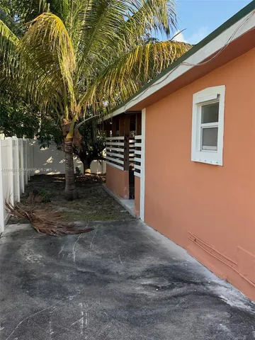 $525,000 | 361 Northeast 160th Terrace, Miami, FL 33162