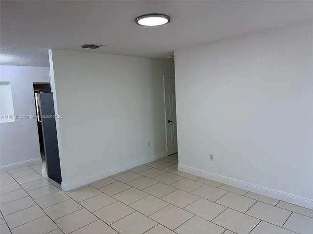 $525,000 | 361 Northeast 160th Terrace, Miami, FL 33162