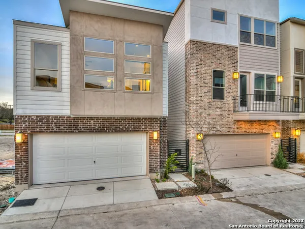 $2,000 | 3831 Harry Wurzbach Residence, Unit 6, San Antonio, TX 78209
