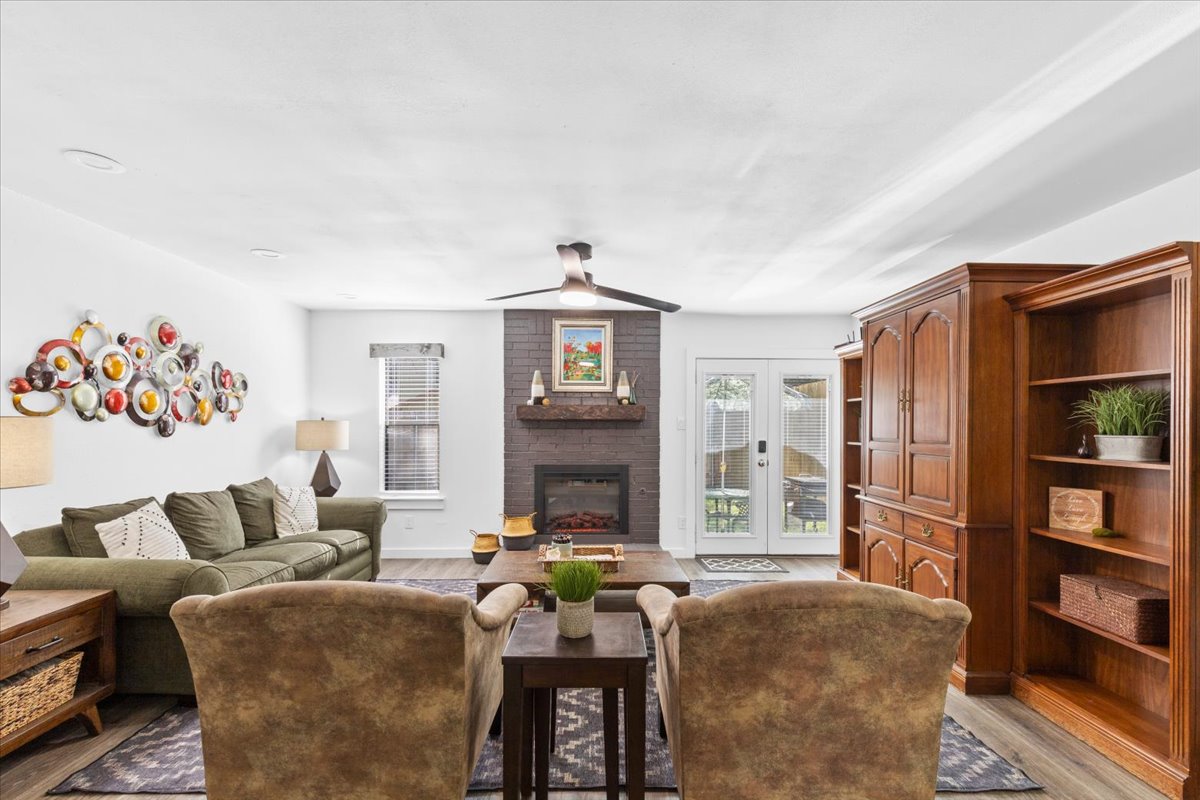 9820 Briar Ridge Drive Austin, TX 78748 - Photo 2 of 10 Gallery Image 2