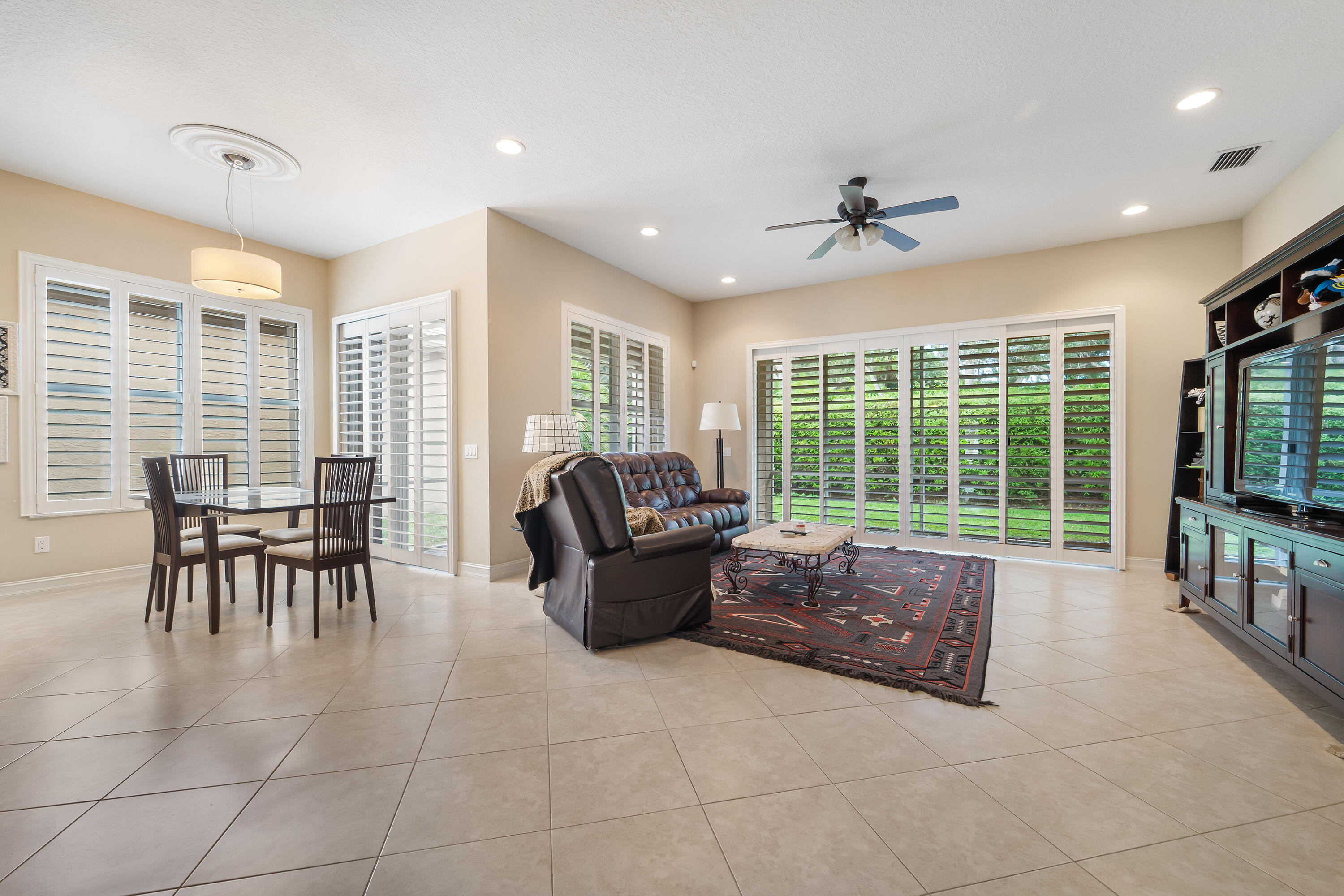 10582 Conway Trail Boynton Beach, FL 33437 - Photo 4 of 47 Living Room