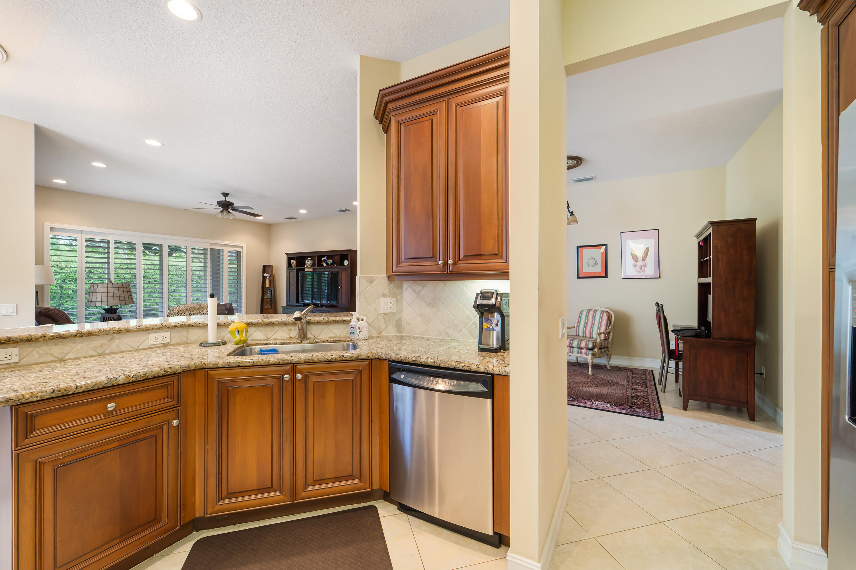 10582 Conway Trail Boynton Beach, FL 33437 - Photo 10 of 47 Kitchen