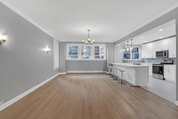$550,000 | 3750 North Lake Shore Drive, Unit 2C, Chicago, IL 60613