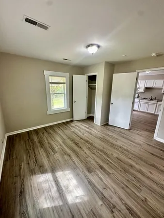 $2,000 | 1837 Doscher Avenue, Charleston, SC 29405