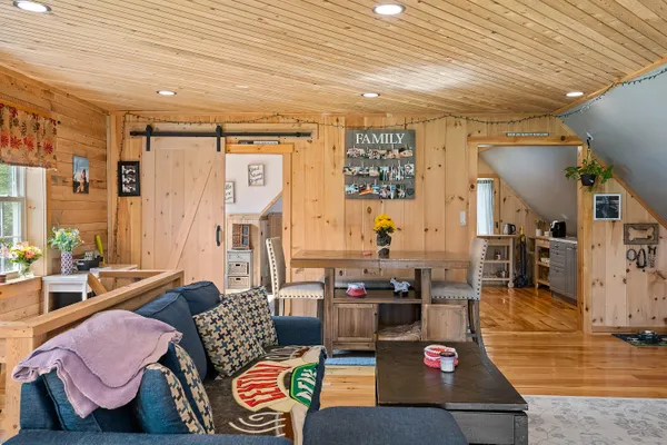 $1,495,000 | 697 Fort Hill Road, Gorham, ME 04038