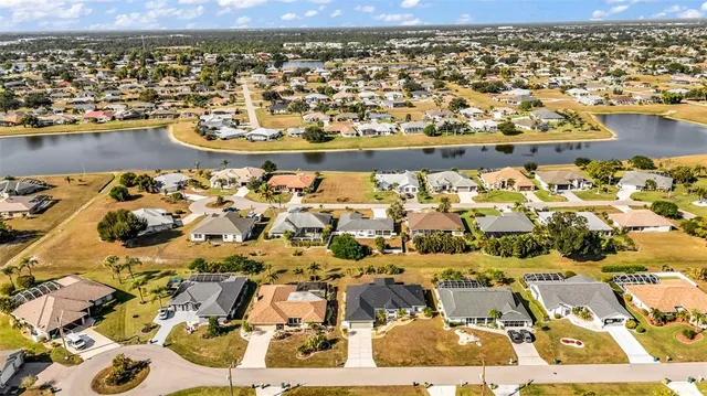 $365,000 | 2247 Hamburg Lane, Punta Gorda, FL 33983