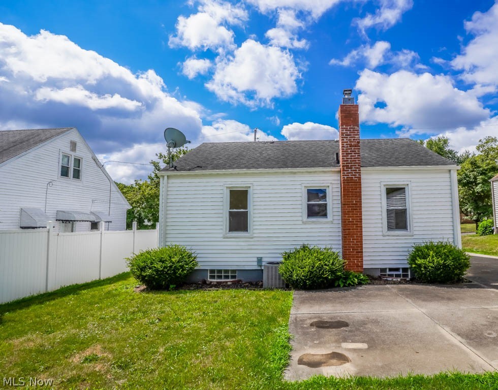689 Ina Avenue Akron, OH 44306 - Photo 19 of 21 Gallery Image 19