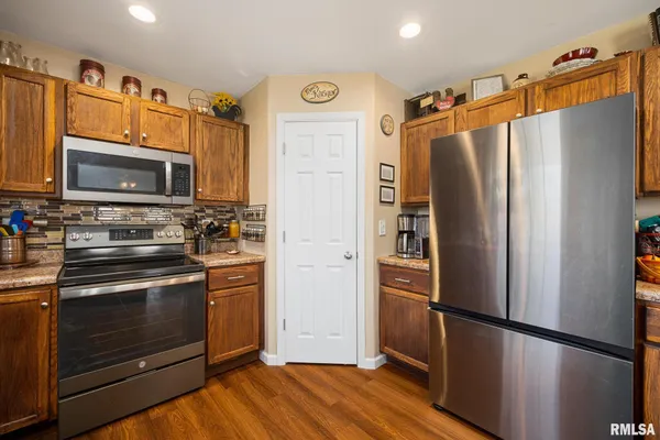 $179,900 | 19 Foothill Drive, Putnam, IL 61560