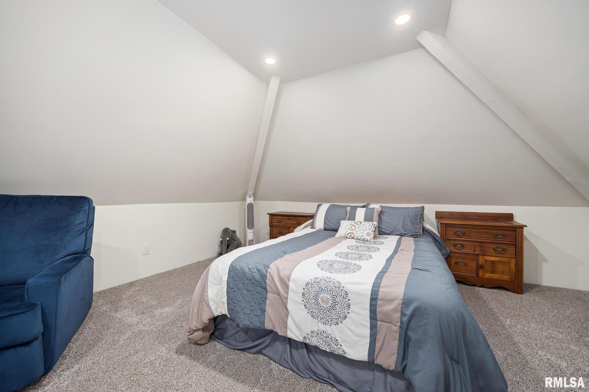 19 Foothill Drive Putnam, IL 61560 - Photo 5 of 31