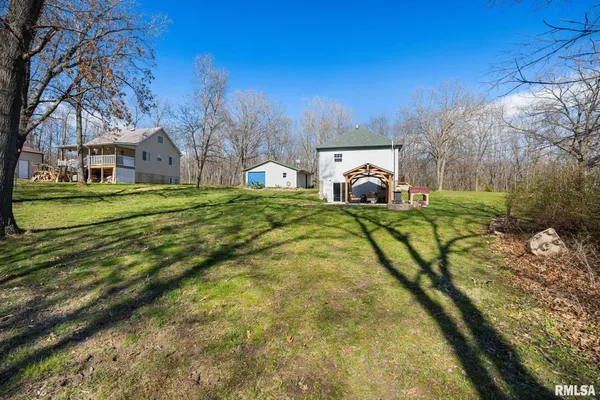 $179,900 | 19 Foothill Drive, Putnam, IL 61560