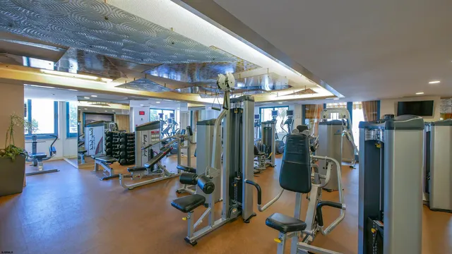 $2,350 | 526 Pacific Avenue, Unit 806, Atlantic City, NJ 08401